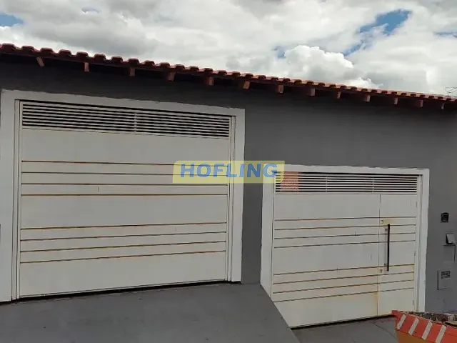 Casa com 160m² 3 quartos e 3 banheiros, à venda, no bairro Parque Universitário em Rio Claro