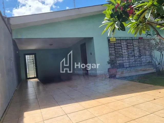 Casa com 330m² 4 quartos e 2 banheiros, à venda, no bairro Jardim Santo Antônio em Londrina