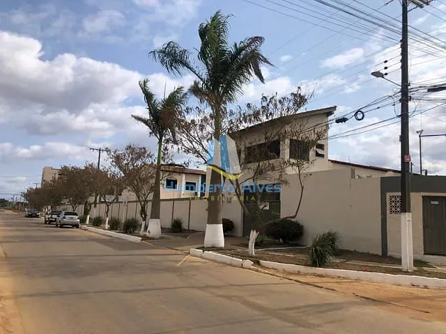 Casa 3 quartos e 1 banheiro, à venda, no bairro Boa Vista em Vitória da Conquista