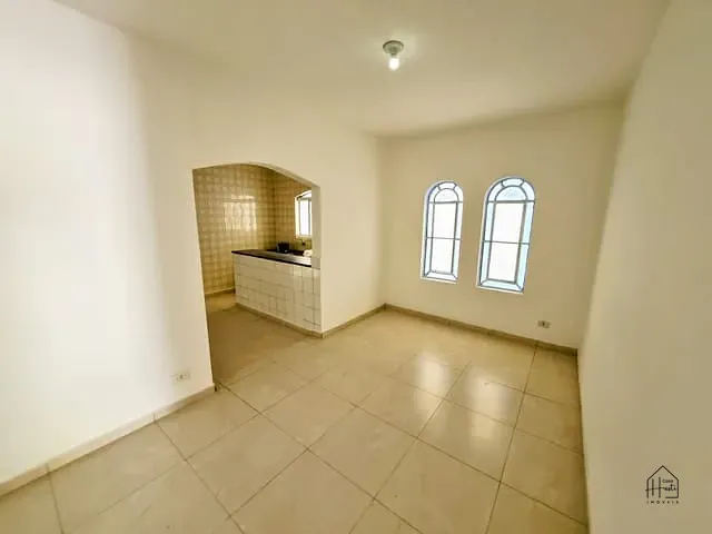 Casa 3 quartos e 2 banheiros, à venda ou para alugar, no bairro Granja Carolina em Cotia