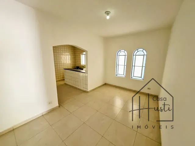 Ponto com 600m², à venda, no bairro Granja Carolina em Cotia