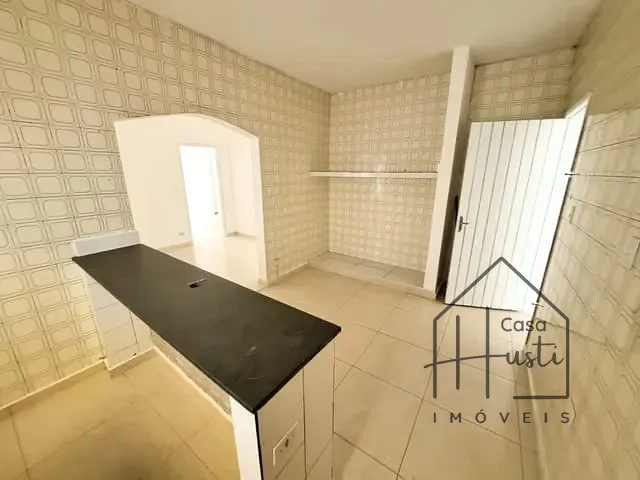 Ponto com 600m², à venda, no bairro Granja Carolina em Cotia