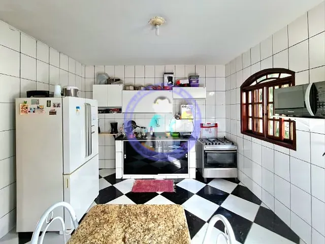 Casa com 220m² 4 quartos e 3 banheiros, à venda, no bairro Cosmorama em Mesquita