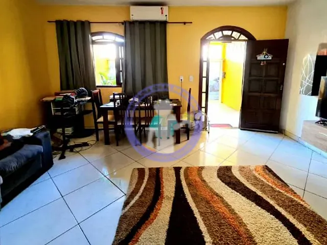 Casa com 220m² 4 quartos e 3 banheiros, à venda, no bairro Cosmorama em Mesquita