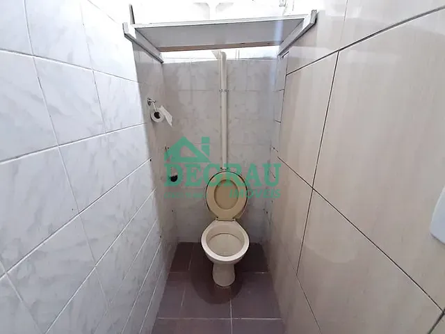 Casa 4 quartos e 2 banheiros, para alugar, no bairro Vila Aparecida em Itapeva