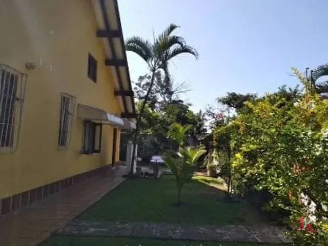 Casa 4 quartos e 4 banheiros, à venda, no bairro Suarão em Itanhaém