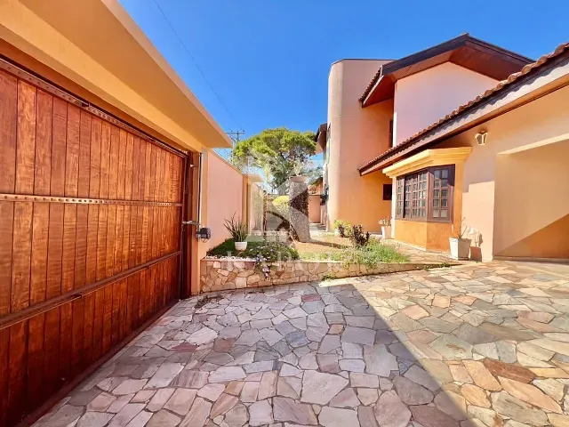 Sobrado com 648m² 3 quartos e 3 banheiros, à venda, no bairro Jardim das Palmeiras em Sumaré