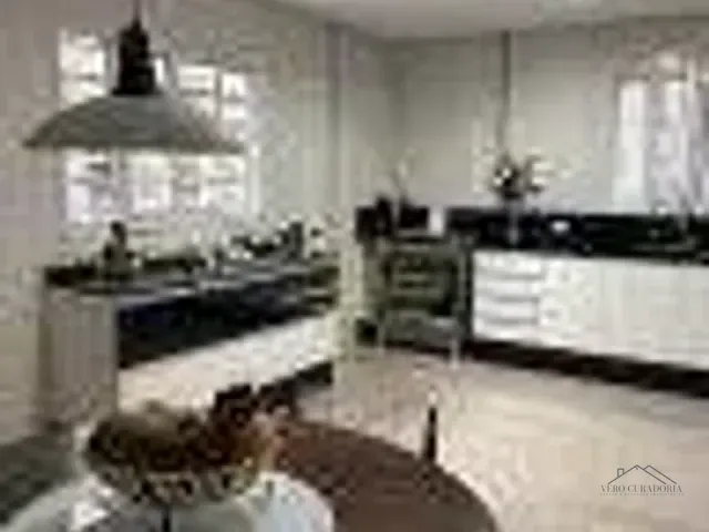 Casa com 301m² 3 quartos e 4 banheiros, à venda, no bairro Cidade Parquelandia em Mogi das Cruzes