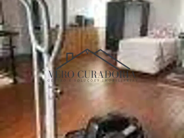 Casa com 301m² 3 quartos e 4 banheiros, à venda, no bairro Cidade Parquelandia em Mogi das Cruzes