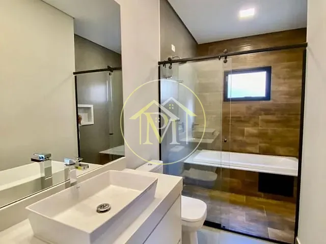 Casa com 478m² 3 quartos e 5 banheiros, para alugar, no bairro Alphaville Nova Esplanada 3 em Votorantim