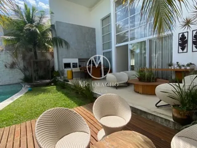 Casa com 560m² 4 quartos e 7 banheiros, à venda, no bairro Barra da Tijuca em Rio de Janeiro