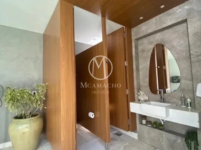 Casa com 560m² 4 quartos e 7 banheiros, à venda, no bairro Barra da Tijuca em Rio de Janeiro