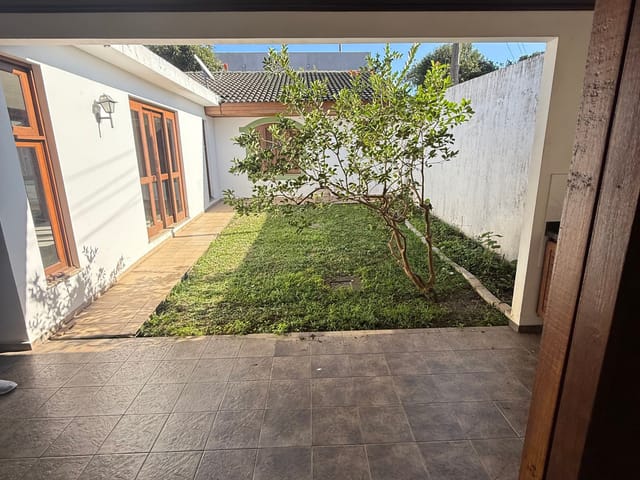 Casa com 444m² 4 quartos e 3 banheiros, à venda, no bairro Portão em Curitiba