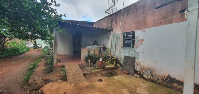Casa com 507m² 3 quartos e 2 banheiros, à venda, no bairro Setor Maysa em Trindade
