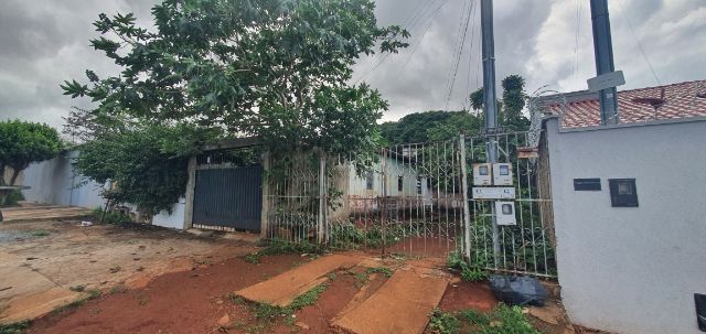Casa com 507m² 3 quartos e 2 banheiros, à venda, no bairro Setor Maysa em Trindade