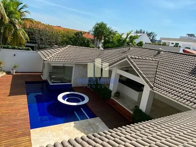 Casa com 747m² 4 quartos e 7 banheiros, à venda, no bairro Barra da Tijuca em Rio de Janeiro