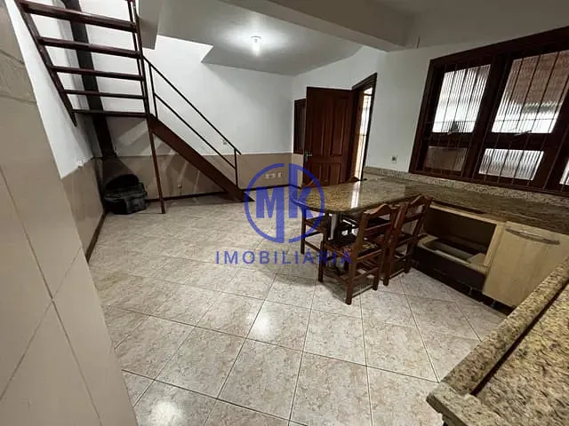 Casa 2 quartos e 2 banheiros, à venda, no bairro Vila Eunice Velha em Cachoeirinha