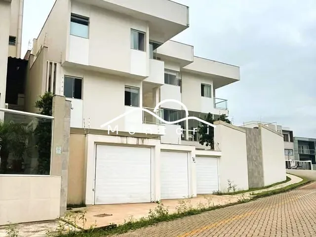 Casa 5 quartos e 4 banheiros, à venda, no bairro Jardim Amália em Volta Redonda