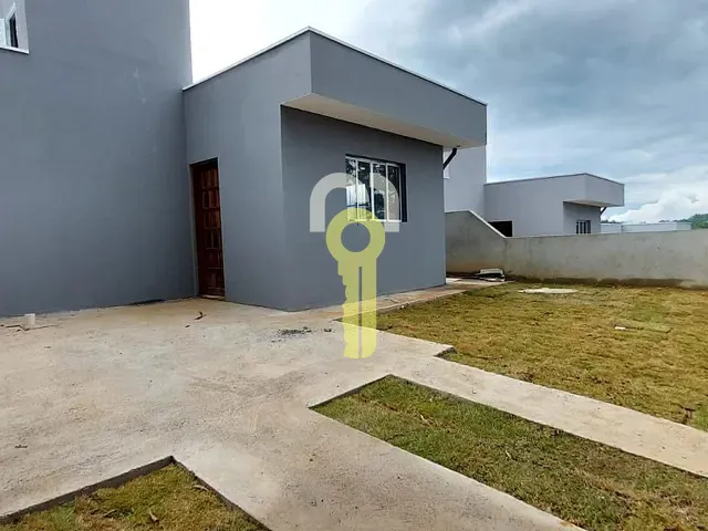 Casa com 550m² 3 quartos e 2 banheiros, à venda, no bairro Chácara Remanso (Caucaia do Alto) em Cotia