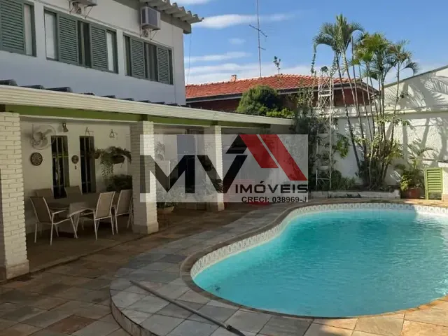 Casa com 450m² 8 quartos e 4 banheiros, à venda, no bairro Cidade Universitária em Campinas