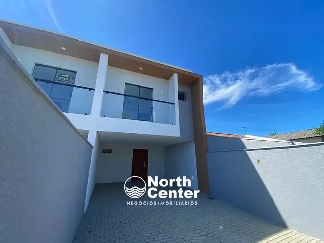 Casa com 150m² 3 quartos e 2 banheiros, à venda, no bairro Costeira em Balneário Barra do Sul