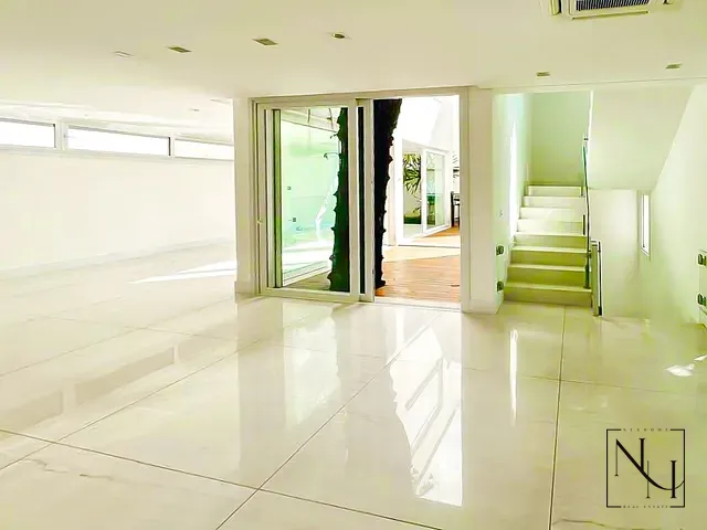 Casa com 365m² 4 quartos e 6 banheiros, à venda, no bairro Jardim Petrópolis em São Paulo