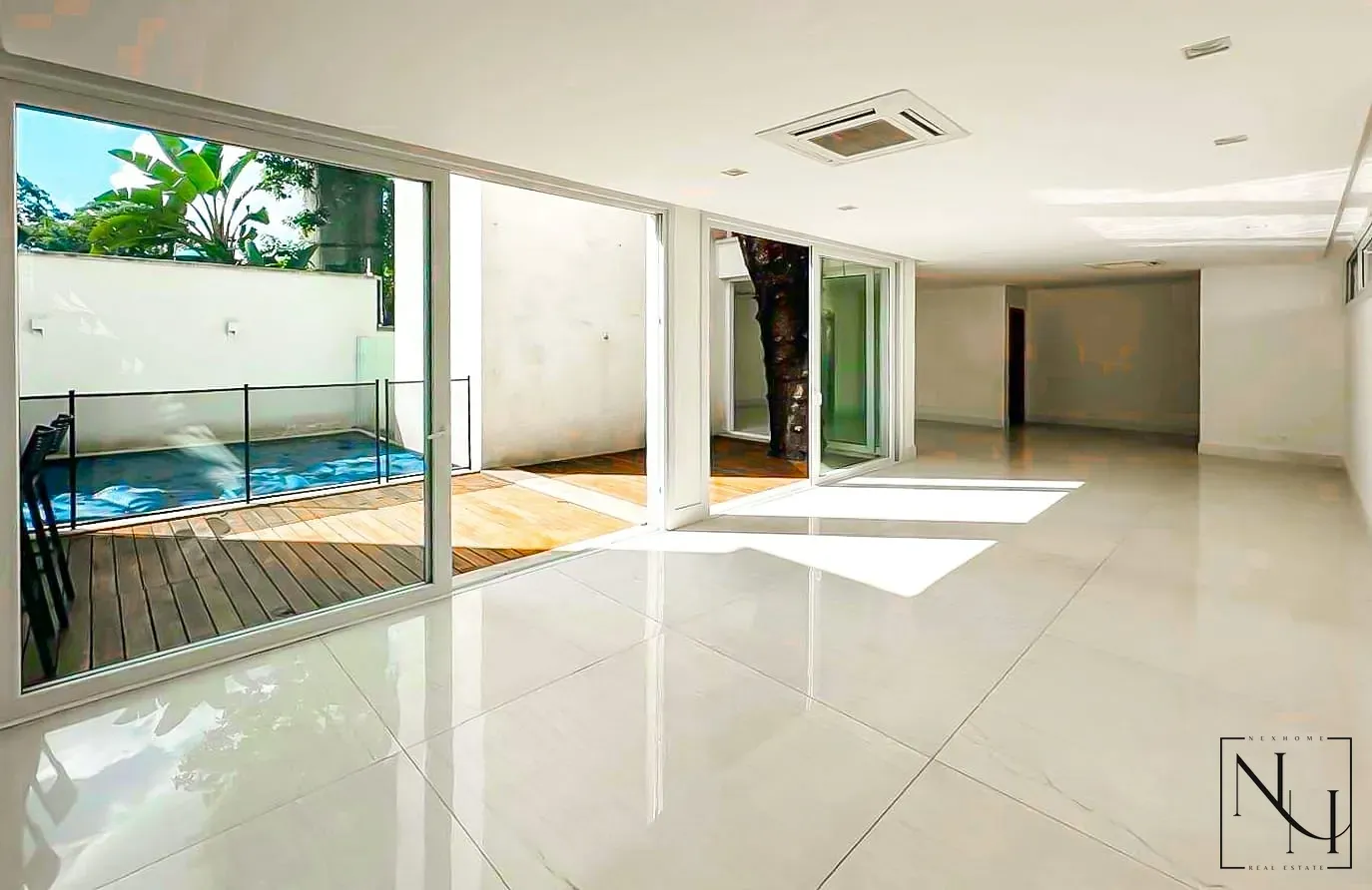 Casa, 4 quartos, 365 m² - Foto 1