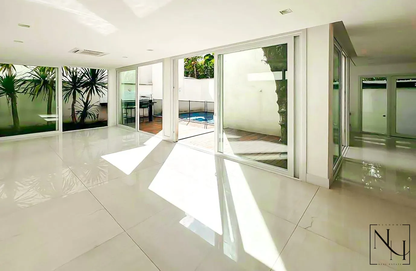 Casa, 4 quartos, 365 m² - Foto 2