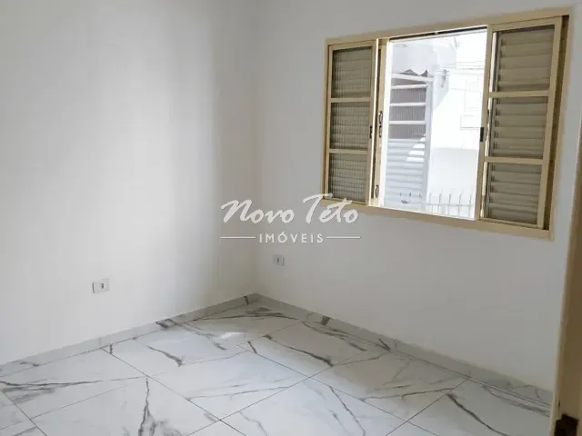 Casa 3 quartos e 1 banheiro, à venda, no bairro Jardim Ismênia em São José dos Campos