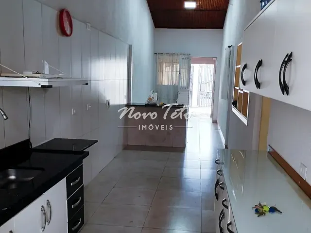 Casa 3 quartos e 1 banheiro, à venda, no bairro Jardim Ismênia em São José dos Campos