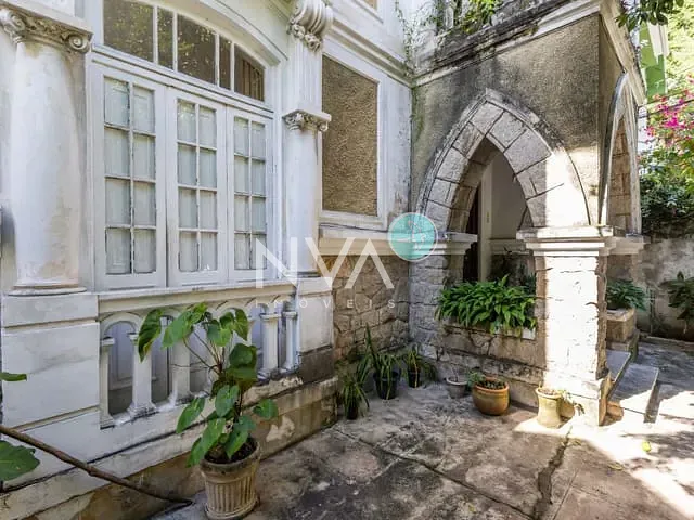 Casa com 281m² 4 quartos e 2 banheiros, à venda, no bairro Laranjeiras em Rio de Janeiro