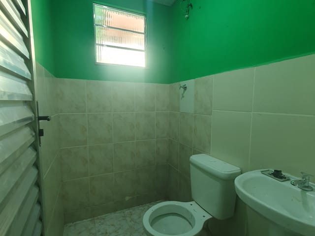 Casa 1 quarto e 1 banheiro, para alugar, no bairro Campo Grande em Rio de Janeiro