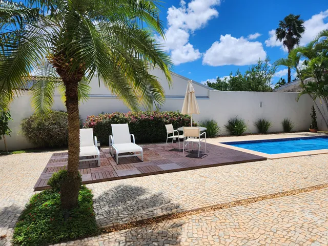 Casa com 800m² 4 quartos e 6 banheiros, à venda ou para alugar, no bairro Setor Habitacional Jardim Botânico em Brasília
