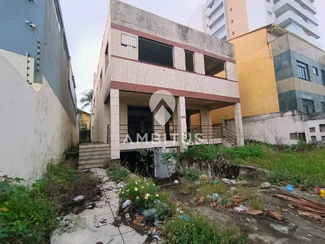 Casa com 588m², à venda ou para alugar, no bairro Piatã em Salvador
