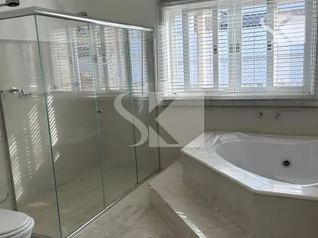 Casa com 720m² 4 quartos e 5 banheiros, à venda, no bairro Jardim Residencial Tivoli Park em Sorocaba