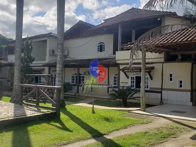 Casa com 720m² 2 quartos e 3 banheiros, à venda, no bairro Cidade Jardim Guapimirim em Guapimirim