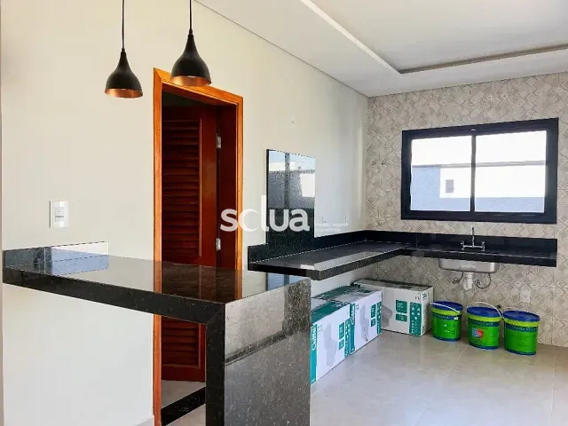 Casa com 263m² 3 quartos e 3 banheiros, à venda, no bairro Parque Olívio Franceschini em Hortolândia