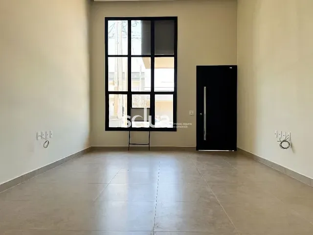 Casa com 263m² 3 quartos e 3 banheiros, à venda, no bairro Parque Olívio Franceschini em Hortolândia
