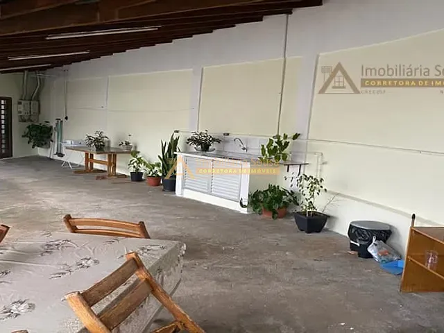 Casa com 253m² 2 quartos e 2 banheiros, à venda, no bairro Vila São Paulo em Jundiaí