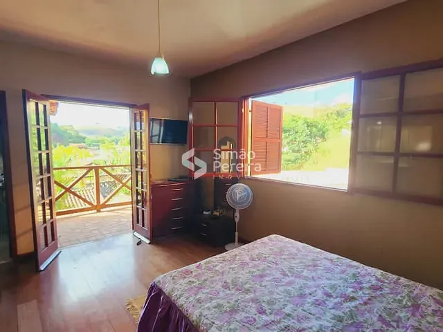 Casa com 730m² 4 quartos e 4 banheiros, à venda, no bairro Balança em Simão Pereira
