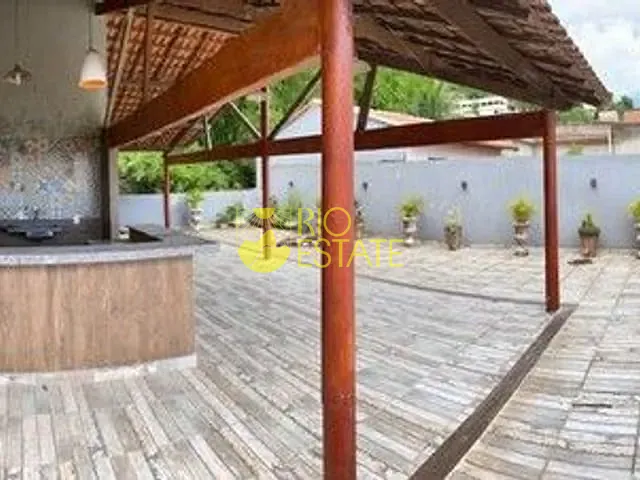 Casa com 283m² 3 quartos e 3 banheiros, à venda, no bairro São Luís em Volta Redonda