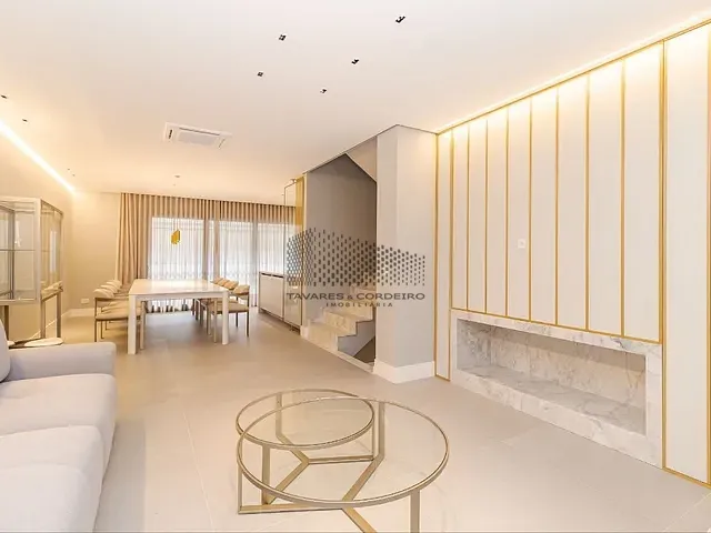Casa com 266m² 3 quartos e 6 banheiros, à venda, no bairro Ahú em Curitiba
