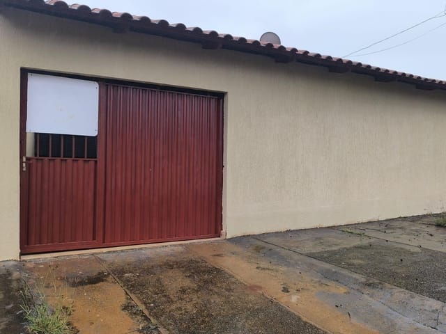 Casa com 360m² 3 quartos e 1 banheiro, à venda, no bairro Setor Maysa em Trindade