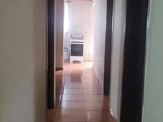 Casa com 102m² 4 quartos e 1 banheiro, à venda, no bairro Xaxim em Curitiba