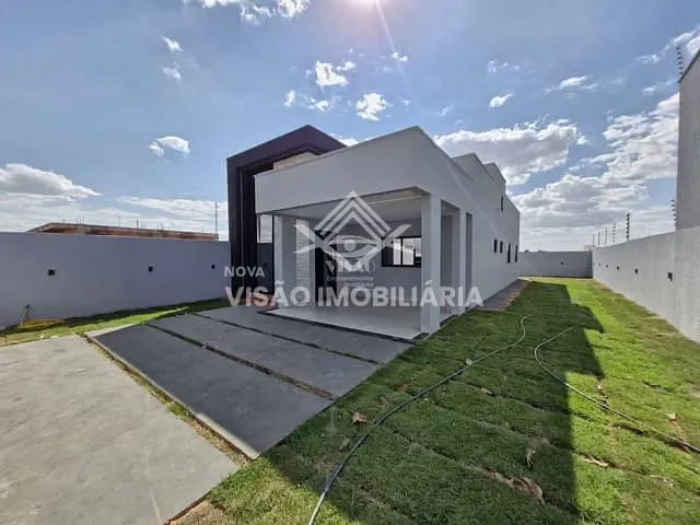 Casa com 328m² 2 quartos e 1 banheiro, à venda, no bairro PARQUE AMAZONAS em Sinop