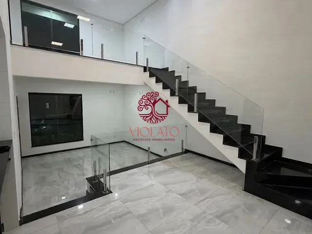 Casa com 500m² 3 quartos e 2 banheiros, à venda, no bairro Shalimar em Lagoa Santa
