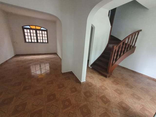 Casa com 150m² 4 quartos e 2 banheiros, à venda, no bairro Cerqueira César em São Paulo