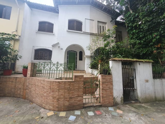 Casa com 150m² 4 quartos e 2 banheiros, à venda, no bairro Cerqueira César em São Paulo