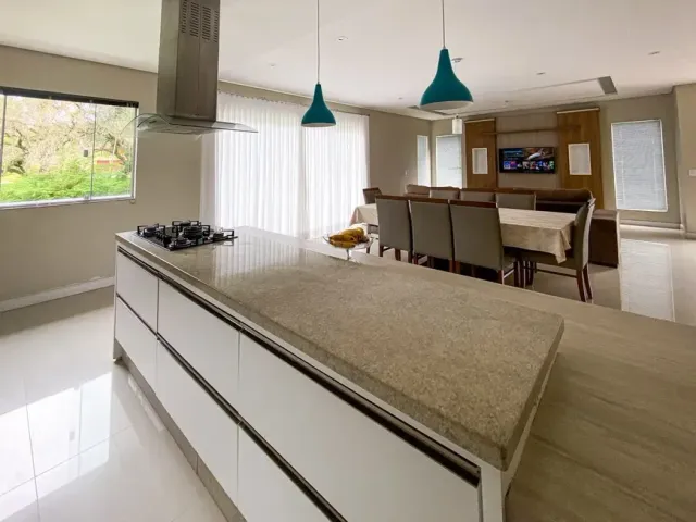 Casa com 1019m² 3 quartos e 2 banheiros, à venda, no bairro Ratones em Florianópolis