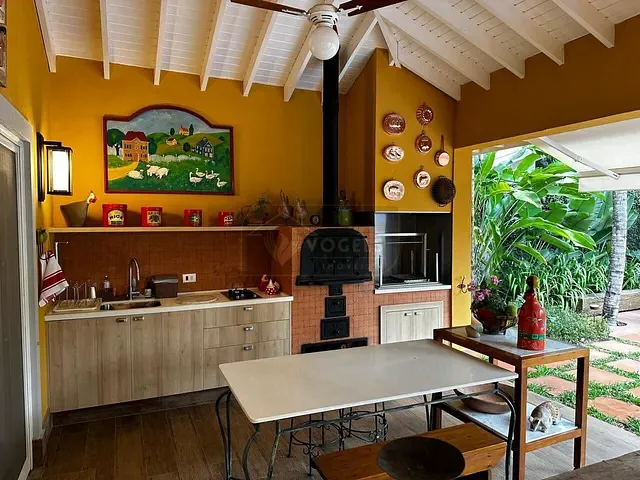 Casa 4 quartos e 6 banheiros, à venda, no bairro Palm Park em Holambra